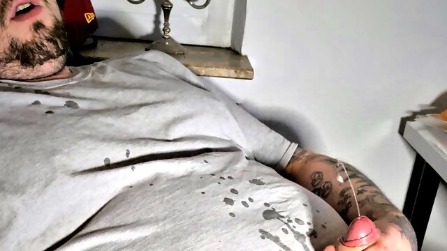 Wank in front of desk and shoot a massive load and I almost shot my eye out 