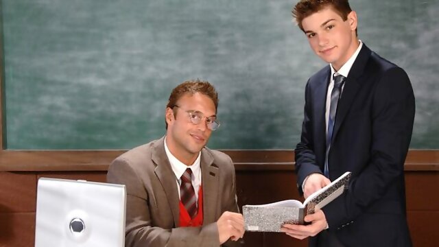 Professor Rocco Reed bottoms for young Johnny Rapid