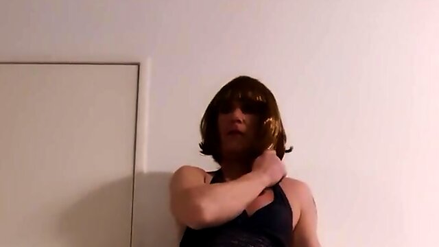 Crossdresser, Homemade