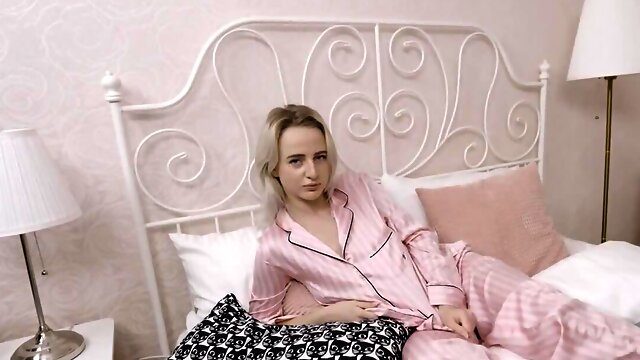 Petite girl Hanna Rey is playing with a big sex toy