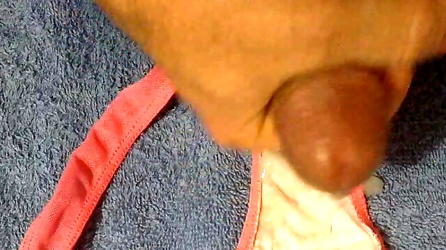 Gay Panties Masturbation