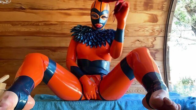 Latex Solo Masturbation