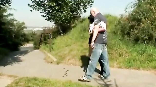 Glamorous Ravens cumshot porn