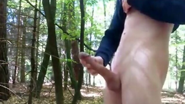 Big Fuck-Stick Public Spunk In Woods - Gigantic Crimson