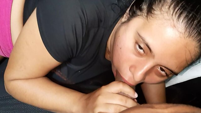 Mi Marido Chupando Pollas