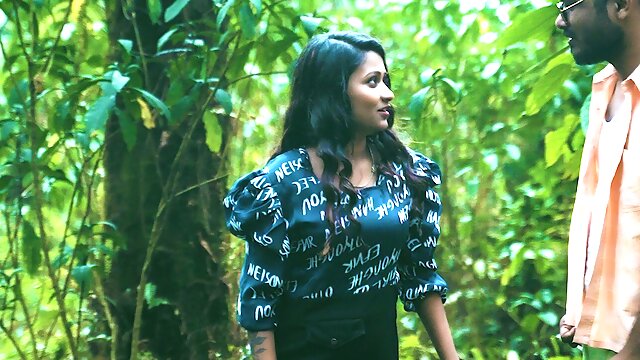 Boyfriend fucks Desi Pornstar The StarSudipa in the open Jungle for cum into her Mouth ( Hindi Audio )