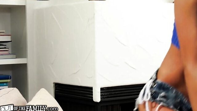 Jaye Summers Throated