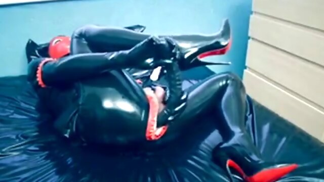 Gay Rubber