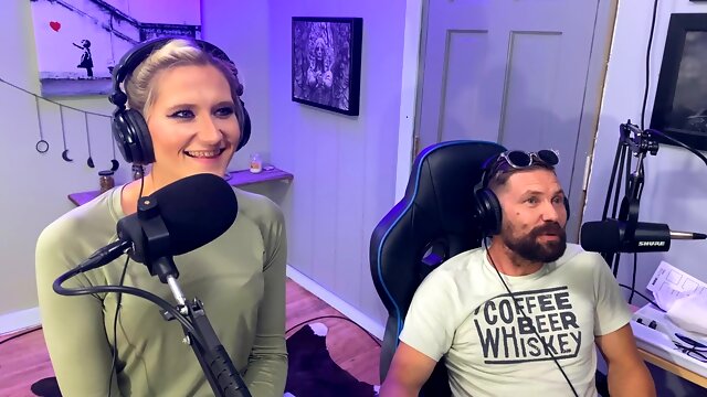 Unexperienced couple spreads about their life and reviews and critiques their latest video