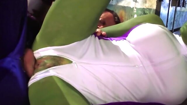 She-Hulk is banged by a naughty man in this cosplay scene