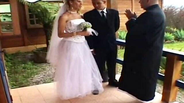 Tranny bride ends the TS wedding ceremony with big and hard surprise deep in the grooms ass