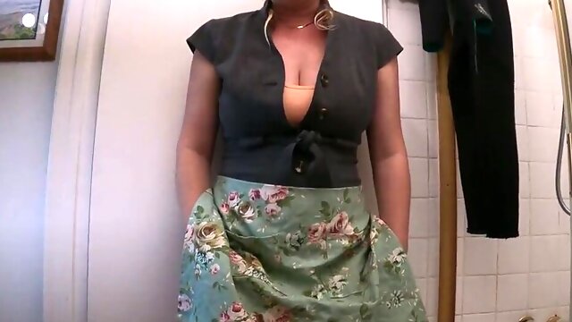 Milf Beauty Pov Doggy, Stepmom Bathroom Fuck