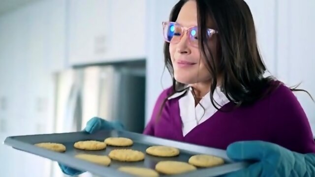 Cum craving milf Katrina Colt cant have her stepson