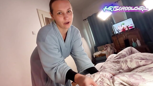 Pregnant Pissing, Fart In Mouth, Farting Mommy, Pantyhose Squirt, Mommys Cunt