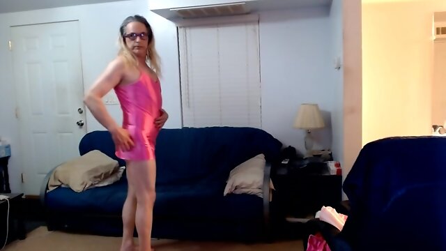 Sissy Bitch Ashley Jolene Modeling garments