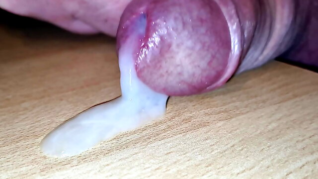 Solo Closeup Cum, Cum On Table