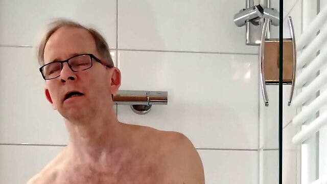 Fuck, clamps and hits 