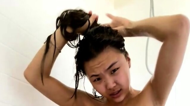 Amateur asian teen licks ass and sucks cock