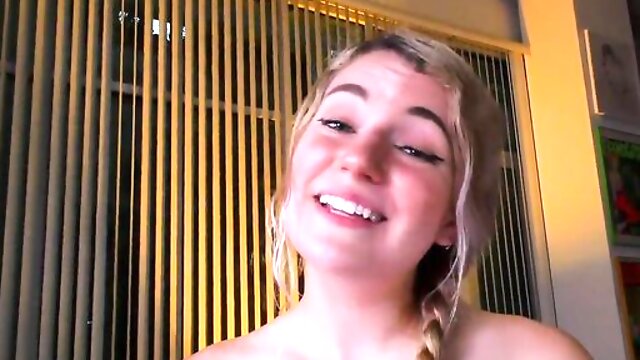 Naturalboobs clip with beautiful madam from Mr POV