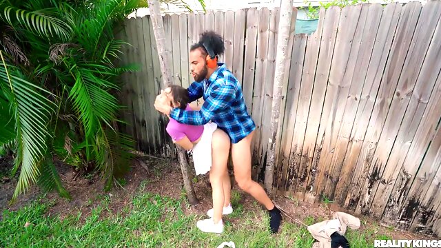 Petite girl fucked her black gardener so rough and so good