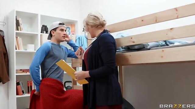 Jayla De Angelis Has A Hot Sex In The Dorm
