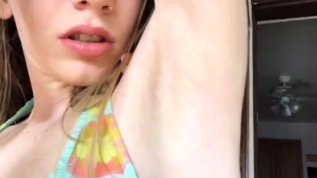 LucySpanks - Perfect Pits Perfect Bitch