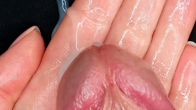 Close-up Oil Frenulum Rubbing From Mistress Hot Lips. Ruined Orgasms