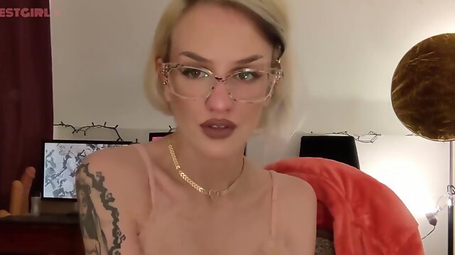 Milf Lips Solo