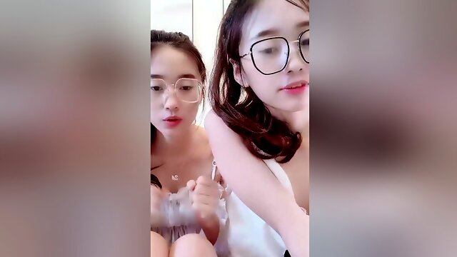 Skinny Asian Teen Lesbians