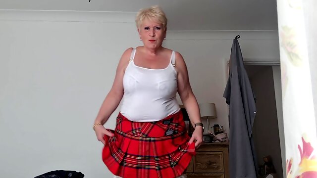 Granny Bbw Stockings, Upskirt Granny, Big Tits Skirt, Upskirt Mature Panties