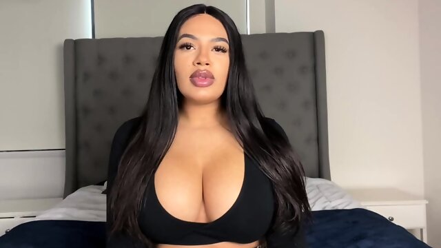 MayaAryas – Paypig Forever