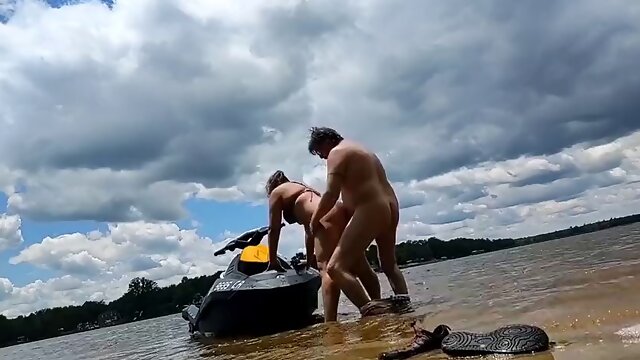 4th of July risky public fuck on a jet ski