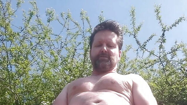 Gay Wanking Outdoors