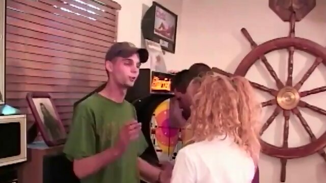 Double Pénétration Ados Groupe