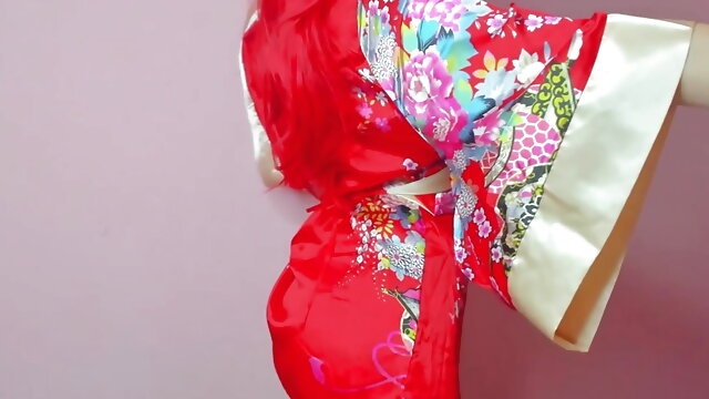 Anime girl dancing in kimono red underwear