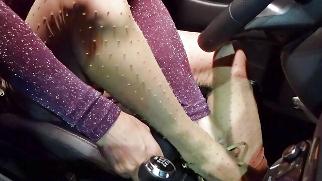Cervin stockings in Higheels on tour
