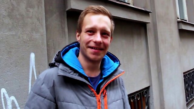 Takers POV featured in an amateur Czech anal movie