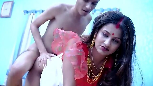 SUDIPA BHABHI KO KAPRE BADAL KE DEKH CHOTA DEBAR JI KA CHOTA LAND KHARA HO JAYEGA FULL MOVIE