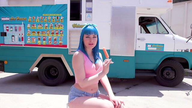 Slutty babe Jewelz Blue sucking and fucking in the truck