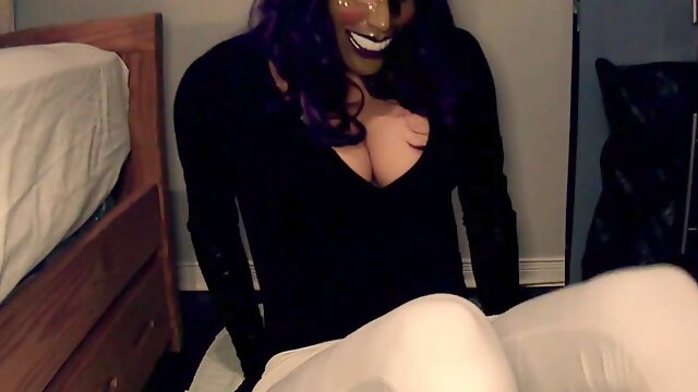 Big Tits Purple Sheli Pt3! Masked Girl Rubbing Her Rubber Pussy Under Her Tight White Yoga Pants!