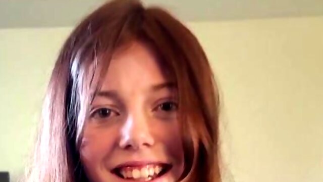 Adolescente tettona Riley POV video porno
