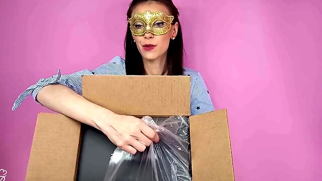 Unboxing - the most realistic dildo in the world RealCock2