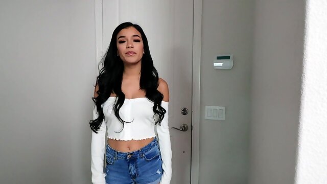 Savannah Sixx finally gets to ride his long pole on the couch