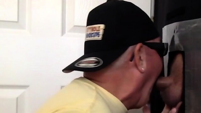 Gloryhole bottom BJ DILF gets fucked
