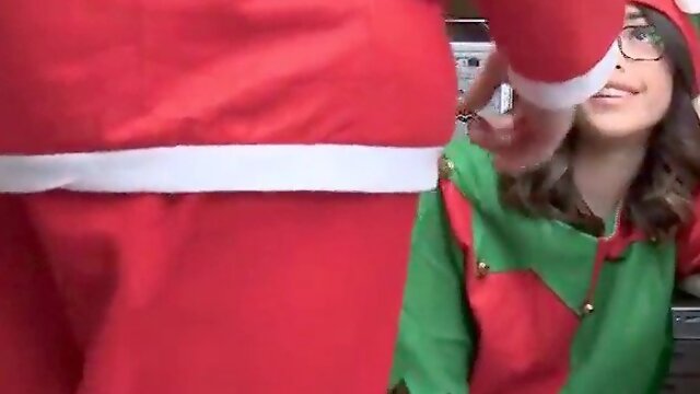 Naughty teen caught stealing on Christmas gets punished by mall Santa