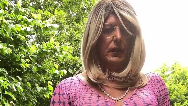 Inexperienced crossdresser Kellycd2022 uber-sexy cougar pissing her tiny rosy undies and tights outdoors onanism sissy