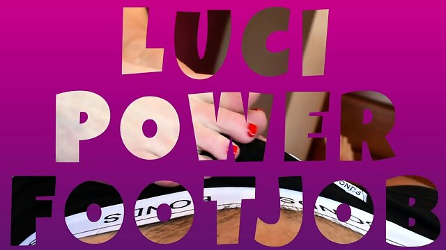 Reallucipower – foot job with post gym feet
