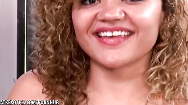 Steamy chickfriend - atkgalleria smut - ATK Exotics