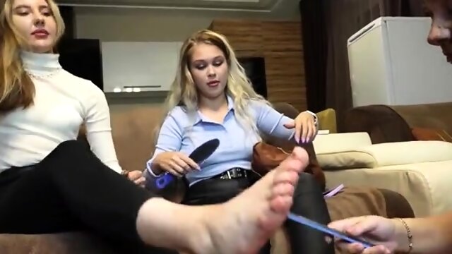 Licking Girls Feet Nicole