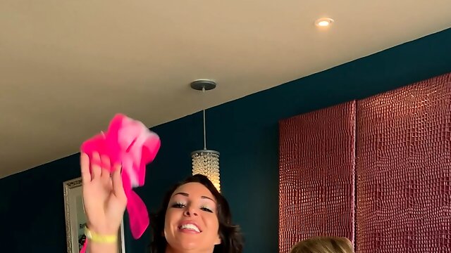 Nipple Fucking Lesbians